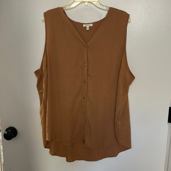 Maurices Tops - Mustard brown button up tank top